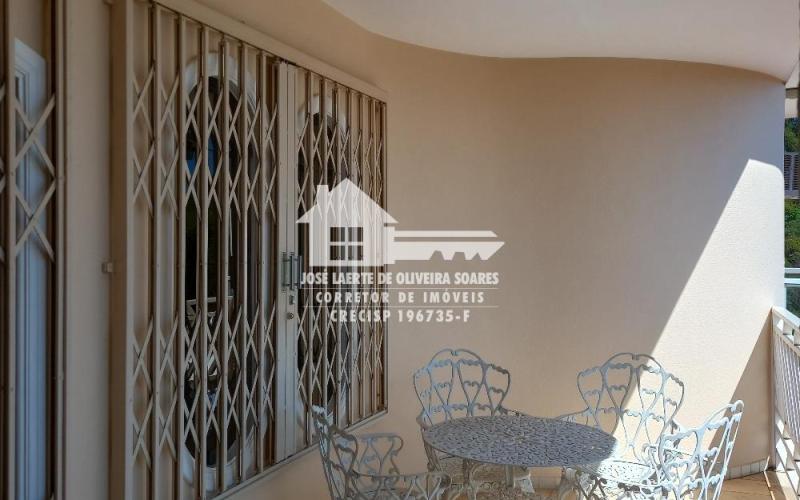 CASA ALTO PADRÃO - JD GUSTAVO