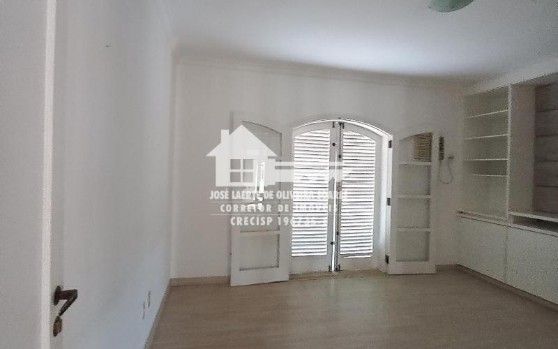 CASA ALTO PADRÃO - JD GUSTAVO